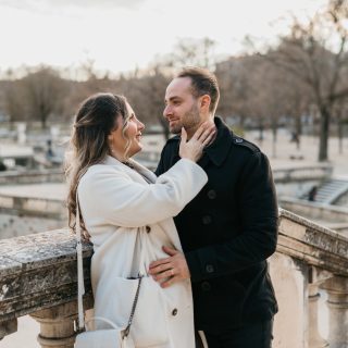 ❄️ 𝐐𝐮𝐢 𝐚 𝐝𝐢𝐭 𝐪𝐮𝐞 𝐥𝐞𝐬 𝐬𝐞́𝐚𝐧𝐜𝐞𝐬 𝐩𝐡𝐨𝐭𝐨𝐬 𝐞𝐧 𝐡𝐢𝐯𝐞𝐫 𝐧’𝐞́𝐭𝐚𝐢𝐞𝐧𝐭 𝐩𝐚𝐬 𝐢𝐧𝐜𝐫𝐨𝐲𝐚𝐛𝐥𝐞𝐬 ? ❄️

�Sûrement pas moi ! ✨
Avec sa lumière douce, ses ambiances féeriques et ses couleurs uniques, l’hiver transforme chaque photo en un véritable petit chef-d’œuvre.

Sous un ciel limpide, dans un décor enneigé ou au cœur de tons chaleureux… c’est tout simplement 𝐥𝐚 𝐬𝐚𝐢𝐬𝐨𝐧 𝐢𝐝𝐞́𝐚𝐥𝐞 𝐩𝐨𝐮𝐫 𝐜𝐫𝐞́𝐞𝐫 𝐝𝐞𝐬 𝐢𝐦𝐚𝐠𝐞𝐬 𝐩𝐥𝐞𝐢𝐧𝐞𝐬 𝐝𝐞 𝐦𝐚𝐠𝐢𝐞. 📸🤍

Prêt à immortaliser vos moments de douceur ?
�Envie de réserver votre séance photo ? Je suis là pour vous ✨

�𝐂𝐨𝐧𝐭𝐚𝐜𝐭𝐞-𝐦𝐨𝐢 𝐝𝐞̀𝐬 𝐦𝐚𝐢𝐧𝐭𝐞𝐧𝐚𝐧𝐭 !
📍Dans le Gard, l’Hérault & partout ailleurs
📩 cindyflp.photographie@gmail.com
.
.
.�#shootingphoto #photographe #photographegard #gard #herault #photospot