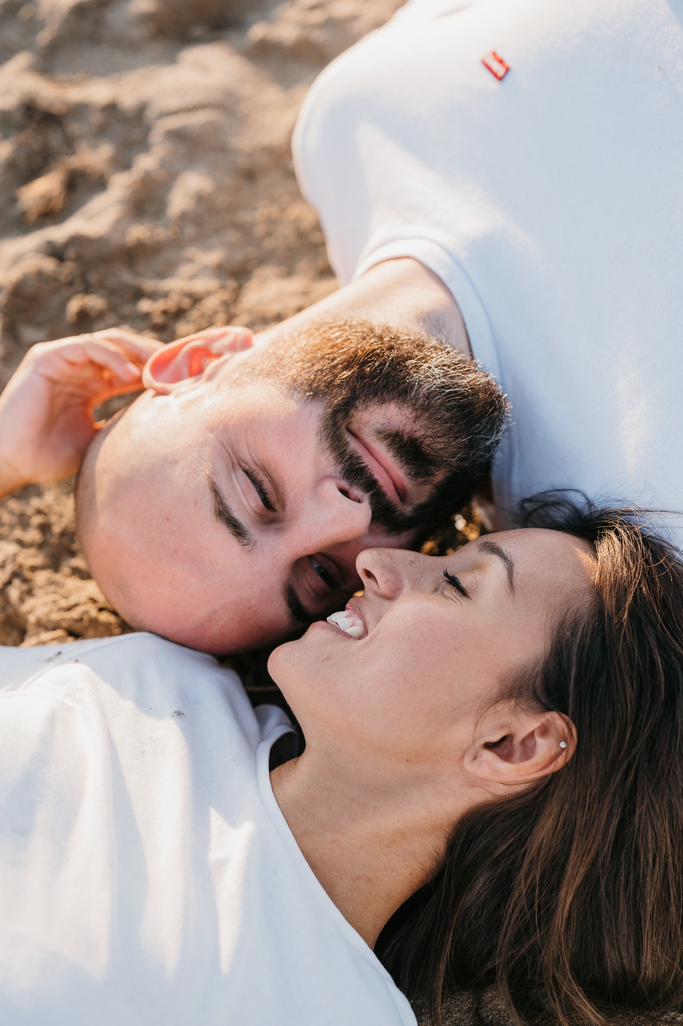 ✨ 𝐂𝐀𝐏𝐓𝐔𝐑𝐄𝐙 𝐕𝐎𝐓𝐑𝐄 𝐇𝐈𝐒𝐓𝐎𝐈𝐑𝐄 𝐀̀ 𝐃𝐄𝐔𝐗 ✨

Chaque couple a une histoire… et la vôtre mérite d’être immortalisée 💕

Offrez-vous une séance photo en amoureux pour capturer vos regards, vos rires et ces petits moments qui font toute la différence 📸

🌿 En extérieur au coucher du soleil
🏙 En ville pour une ambiance moderne
🏡 Ou dans un lieu qui vous ressemble

Des images naturelles, sincères et pleines d’émotions… pour garder une trace de votre complicité 💫

📍 Nîmes et ses alentours
📩 DM-nous pour créer ensemble un shooting à votre image ✨
.
#CoupleGoals #ShootingCouple #LoveSession #Photographie #MomentsPrécieux #SouvenirsÀDeux